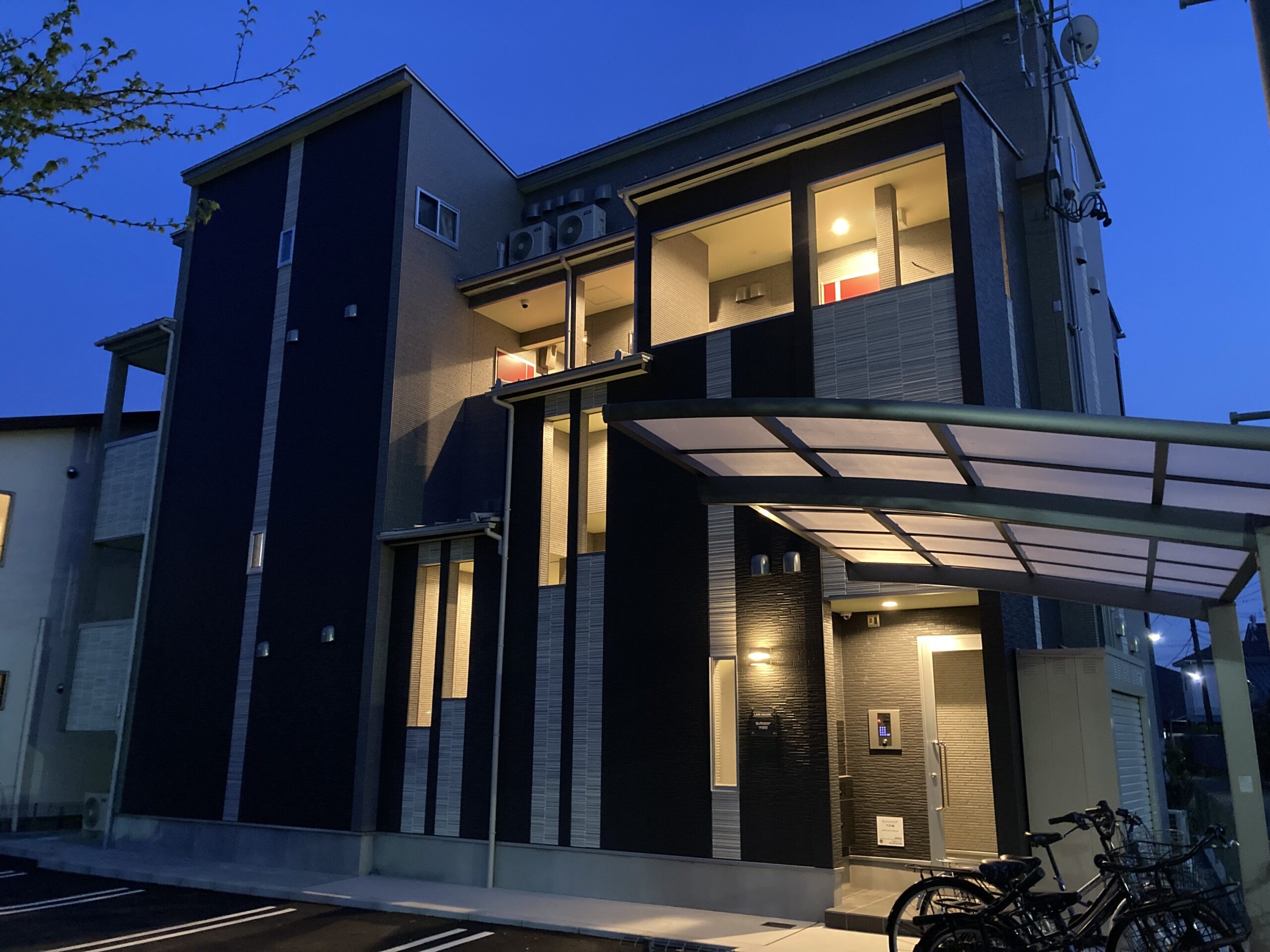 リバーサイドマンヒロ_201号室